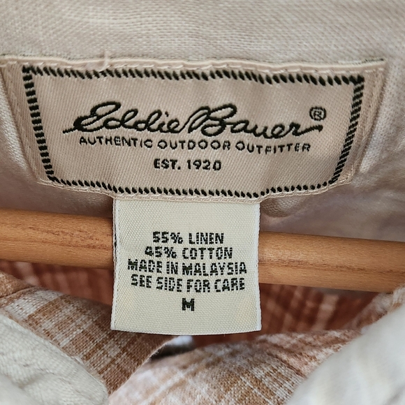 Eddie Bauer short sleeve button down shirt - Picture 3 of 6